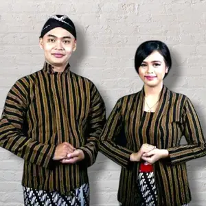 Surjan Baju Adat Jawa Pria Dewasa Lurik Solo Jogja Remaja Motif Garis Garis Katun Rajut