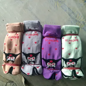 ISI 1 Pasang Kaos Kaki Anak Cewek Motif Kuromi Jempol Ukuran Tk Sd Fashionable Dengan Desain Lucu Dan Menarik Cocok Untuk Usia Tk Hingga Sd
