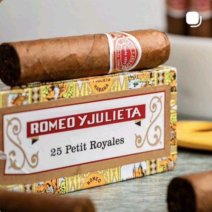 Romeo Y Julieta Petit Royales Box Of 25 Stick