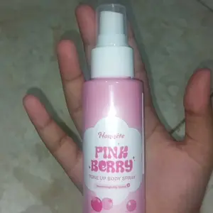 [READY STOCK] Honnete Pink Berry Tone Up Body Spray Mencerahkan Kulit Melembabkan Menghidrasi Sun Protection Wangi Seharian Halal BPOM