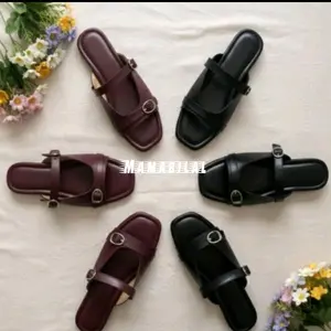 Sandal Flat Wanita Strip Gesper