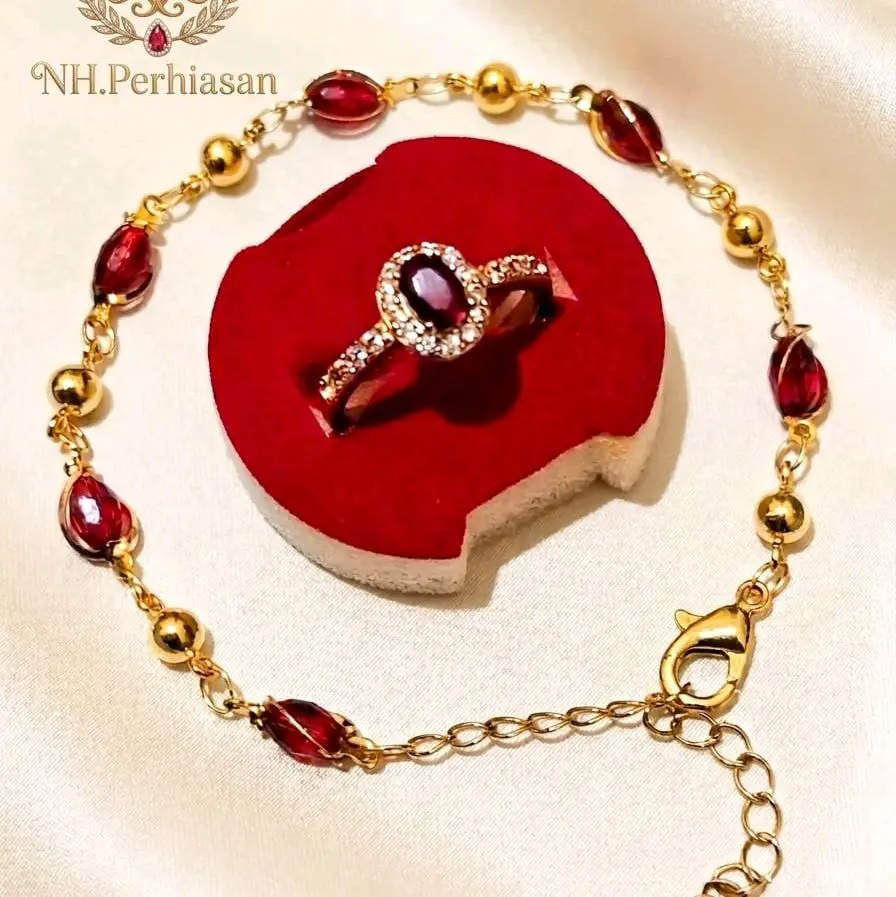 PROMO BUNDLING !! BUY 1 GET 1 Gelang batu giok merah + Cincin Batu Merah Oval Cantik Mewah Titanium Tidak Luntur
