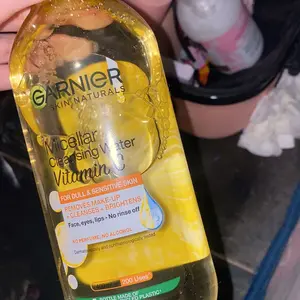 GARNIER Micellar Water (Pink, Rose, Vitamin C, Blue, Biphase, Peeling) 400 ml - (Pembersih Wajah Untuk Kulit Berminyak Rentan Berjerawat) - Single Remover Cleanser Cleansing Muka