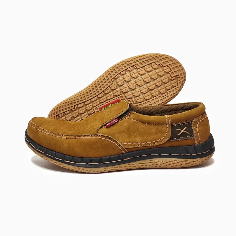 Sepatu Kasual Casual Sneakers Pria Bahan Kulit Sapi Keren Trendy Murah 4