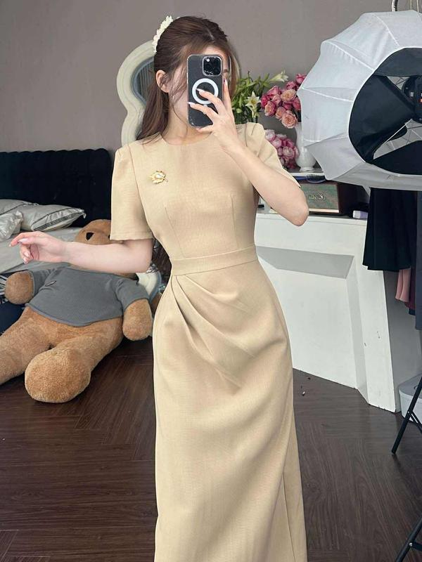 Váy cổ tròn dáng ôm kèm tag t73 ( có độn vai ) 2