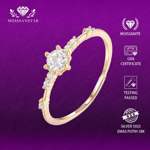 OS4-IDO-R87-CG Cincin Wanita Moissan Star Permata Moissanite Premium S925 Dilapisi Emas Sertifikat GRA Asli Garansi 1 Tahun Berkualitas Tinggi High Quality Anti Luntur 0.6 Karat Berubah Warna Aksesoris Perhiasan Cincin Nikah Free Box