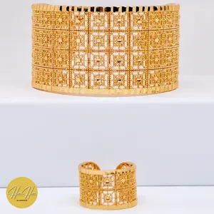Gelang Bangle Dubai Motif Kotak-Kotak Warna Gold Isi 1 Pcs set 1 Cincin - Perhiasan Wanita - Aksesoris Wanita - Kualitas Premium - Kualitas Impor - Bracelets