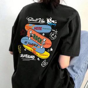婦人用半袖Tシャツ、スケートボードアルファベットプリントラウンドネック、ゆったり、純綿カジュアルトップス、ラウンドネック、ショルダーベルト、ゆったりシルエット、婦人用サマープリントTシャツ
