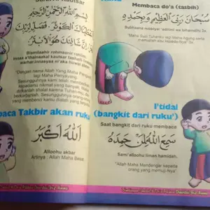 Dua Media Bimbingan Sholat Juzz Ama dan Doa Pilihan 128 Halaman Full Warna Buku Anak Best Seller Quran Bergambar Full Colour