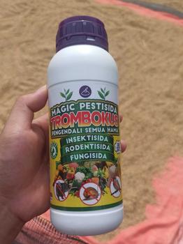 Product Review of TROMBOKUS MAGIC PESTISIDA+ZPT SEBAGAI INSEKTISIDA, RODENTISIDA, FUNGISIDA ORGANIK PENGENDALI SEGALA HAMA BURUNG DAN TIKUS UNTUK SEMUA TANAMAN from L**a 1
