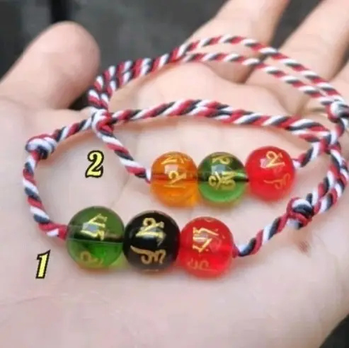 Gelang tali tridatu batu tibet dzi ukuran 10mm Bracelets Benang