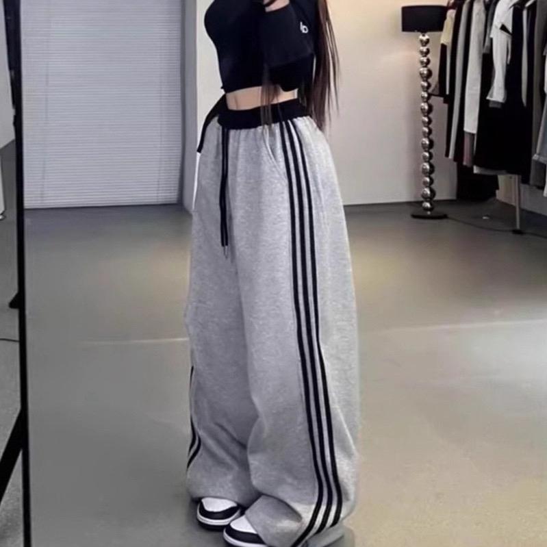 Mở Bán - Quần Dài Nữ Ống Suông Dáng Thể Thao Có Dây Rút Gấu Thể Thao Năng Động Cá Tính _Yuri.studio