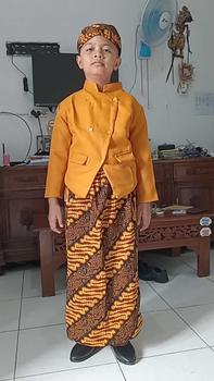 Product Review of COD!!! Setelan Beskap Anak + Celana Batik / Jarik Instan Coklat + Blangkon Solo (Ukuran Bayi 0 Tahun Sampai SD) #PAKAIAN ADAT JAWA# #TEDAK SITEN# #BISA BAYAR DI TEMPAT# from H**a N**h 0