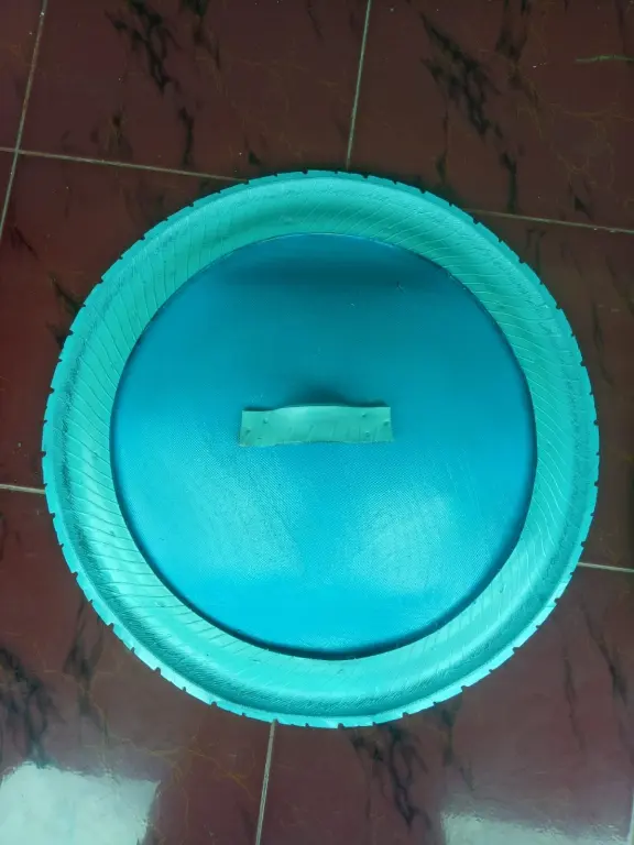 Tutup Tempat Sampah Murah Hijau dengan tutup balkon