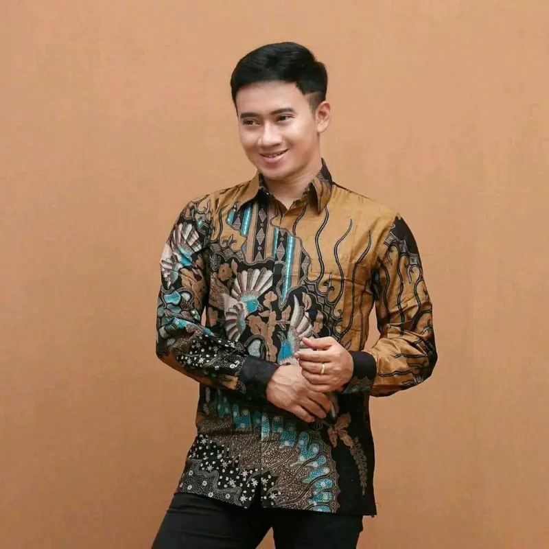 Kemeja Batik Pria Lengan Panjang Modern Model Casual-Batik Pria Keren Lembut Nyaman Baju Atasan Motif Printing Seragam Kantor Katun Merah 4