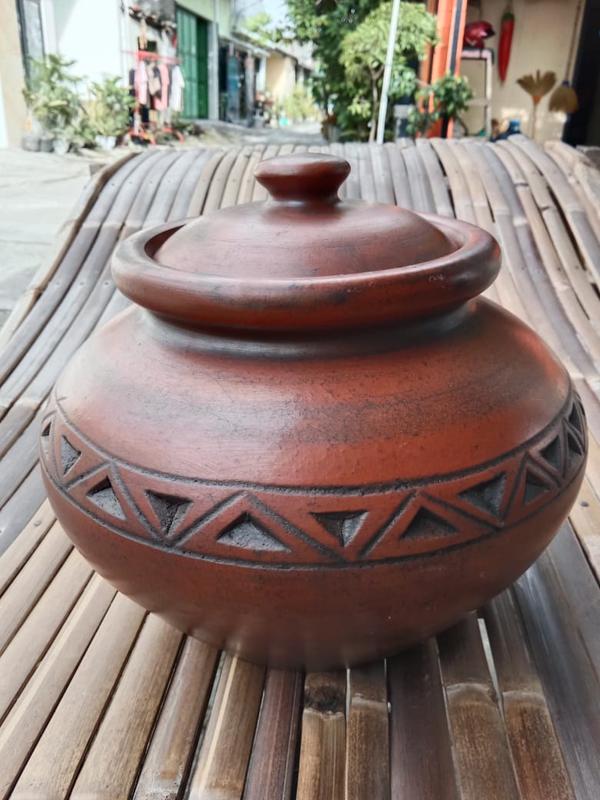 gentong beras grabah kendil beras tempat beras tanah liat 5 kg Free Packing Kayu 4