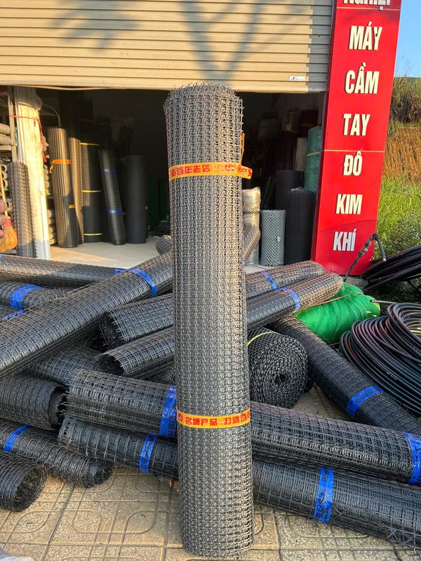  Lưới nhựa dẻo cao 1.5 mét dài 50m ô 2cm và ô 3.5cm lưới dào vườn - lưới quây chuồng gà làm sàn vịt- chịu nắng mưa 10 năm 