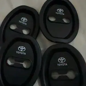 [Bosjie] 4PCS Bantalan Peredam Pintu Mobil Anti Debu / Dengan merek dan logo / Karat Cover Anti Getaran Kunci Mobil Car Door Lock Cover Silikon Ditingkatkan Tahan Air dan Tahan Karat