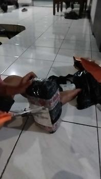 Product Review of Aspal Cair Anti Rembes dan Bocor Asphalt Emulsion for Waterproofing 1 kg Hitam from a** 0