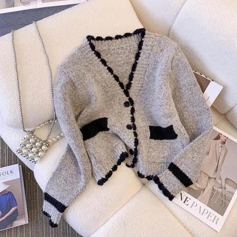 A4 Áo len nữ Cardigan màu xám cổ chữ V