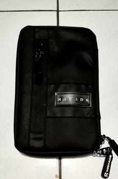 Product Review of Mr Mads - Leon Hanging Wallet - Tas Slingbag Kecil - Tas Hp Dompet Waterproof Selempang Pria from A**o F**r M**i 0