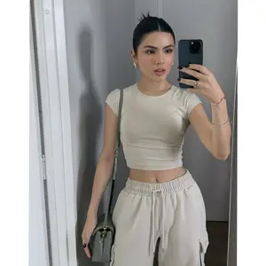 Kaos Wanita Crop Top Korea Crop Tee Korean Style Kaos Wanita Atasan Wanita Crop Top