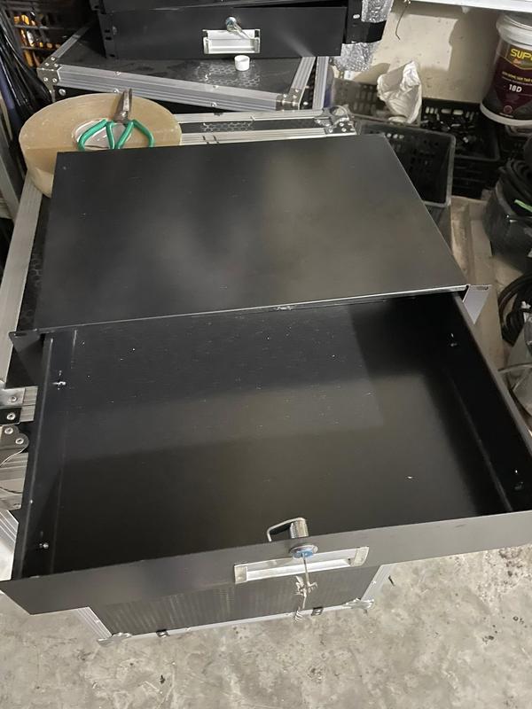 Ngăn kéo 2u lắp trong tủ âm thanh