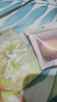 Product Review of urracx Eyeshadow Palette Flower Language 12 Colors FacePalette Elegant Kosmetik(13.5g) from e**i 0