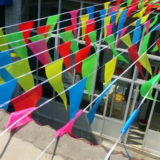 50 Meter Bendera Renteng Kain Bendera Segitiga Warna Warni 2