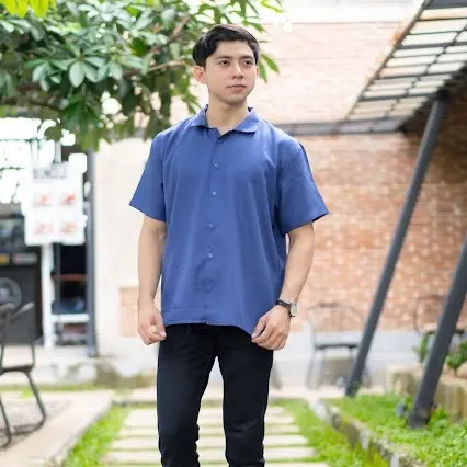 Matrix.id - Kemeja Pria Cassual Terbaru Hem Pria Populer Atasan Pria Kekinian Lengan Pendek Kerah V neck Bahan shakila Premium kemeja  viral Baju Lembut Panjang Casual 8