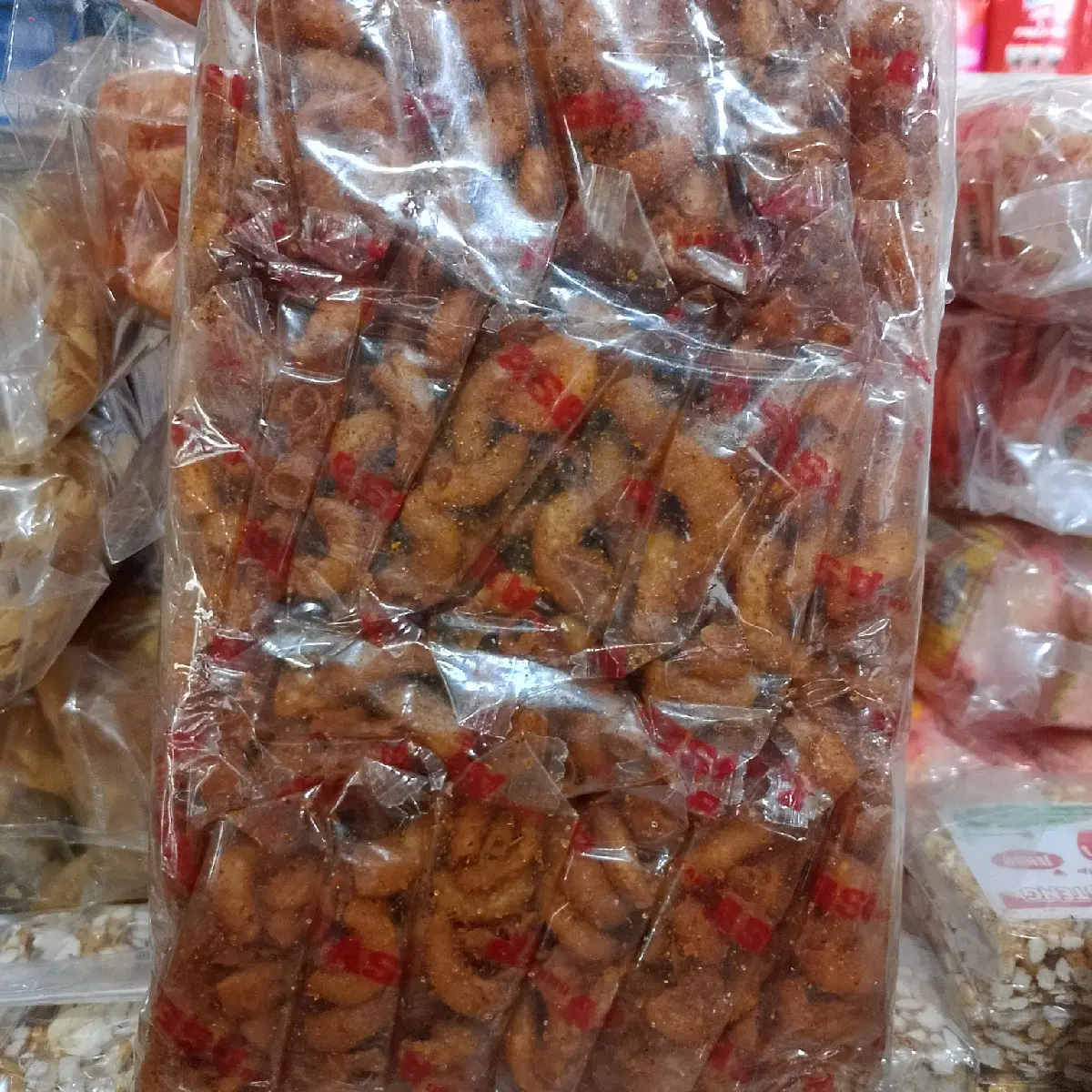 makaroni asep pedas 1 pack isi 24 pcs