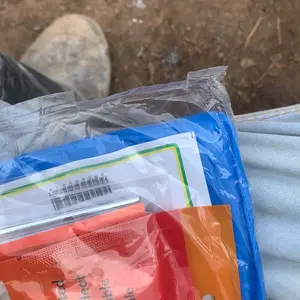 Paket treking anti hipotermia Pendaki : hand warmer, emergency blanket dan Jas Hujan