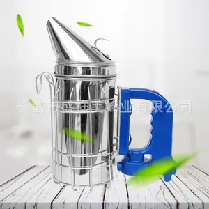 Hive Tool Smoker Bee Koloni Lebah Pengasapan Sarang Tawon Alat Smoker Elektrik untuk Panen Lebah Koloni Lebah Pengasapan Sarang Tawon Baja Stainless Anti Karat Desain Ergonomis Praktis Pengisian Fleksibel USB Ramah Lingkungan