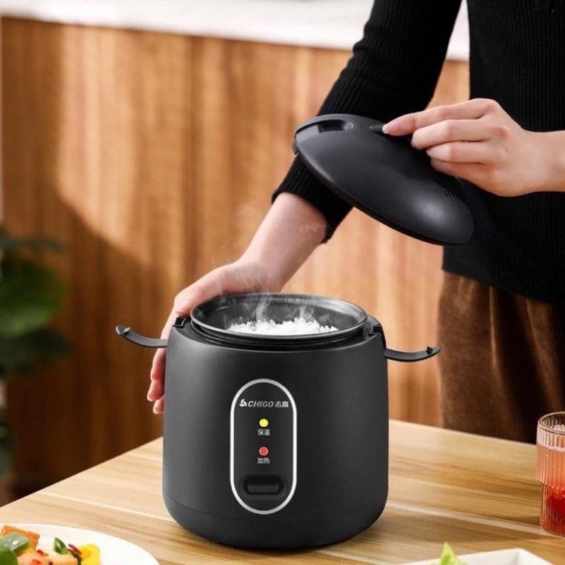 Cơm điện MINI chigo- Lòng nồi 800ml tiện dụng cho 1-2 người ăn , Hàng xịn nội địa