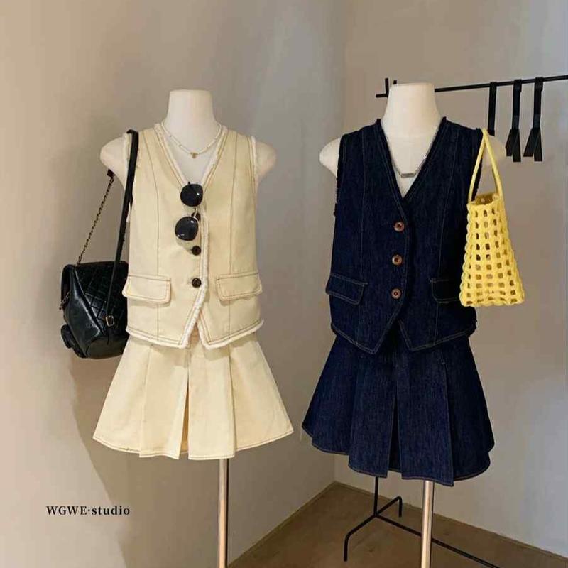 Set đồ vest denim nữ 2 món – Áo ghi lê phối chân váy xếp ly thời trang Quảng Châu chính hãng Women cá tính năng động 5647 (a37.ct1)
