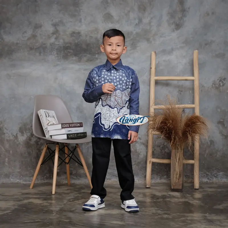 FRONT CHOICE - TERBARU COUPLE BATIK AYAH DAN ANAK LAKI LAK || KEMEJA BATIK PRIA DEWASA DAN ANAK LAKI LAKI MODERN MOTIF OMBAK BIRU 2