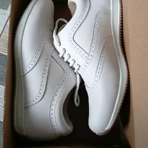 Sepatu golf caddy wanita premium berkualitas