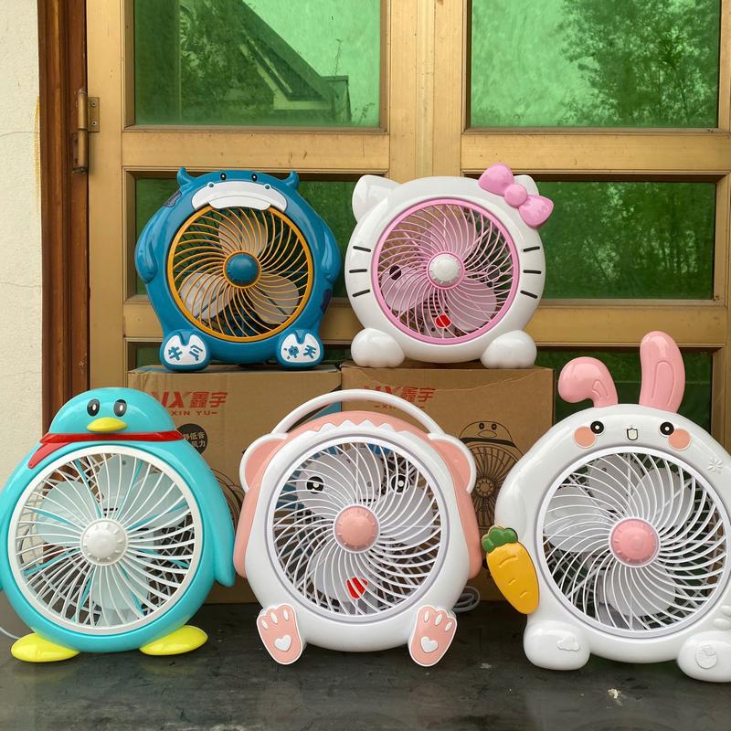 Quạt cắm điện Hình Thú cute ngộ nghĩnh (GIAO NGẪU NHIÊN) 0