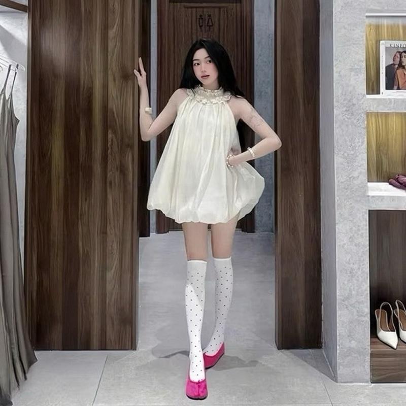 [Kèm quần] Váy yếm tơ dáng bí phồng phối cổ bèo siêu xinh váy xinh sang chảnh