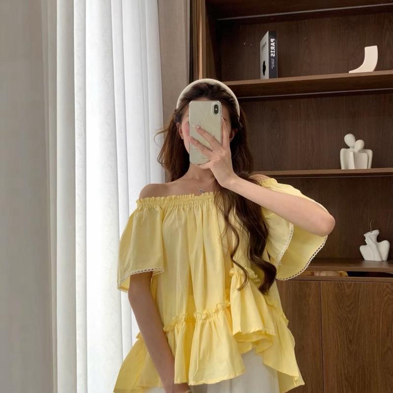 Milan’s - áo babydoll tay bồng, áo babydoll nữ xinh, áo kiểu trễ vai, nhún bèo bất đối xứng, chất liệu thô nến ít nhăn, freesize, mặc hè thu 2025