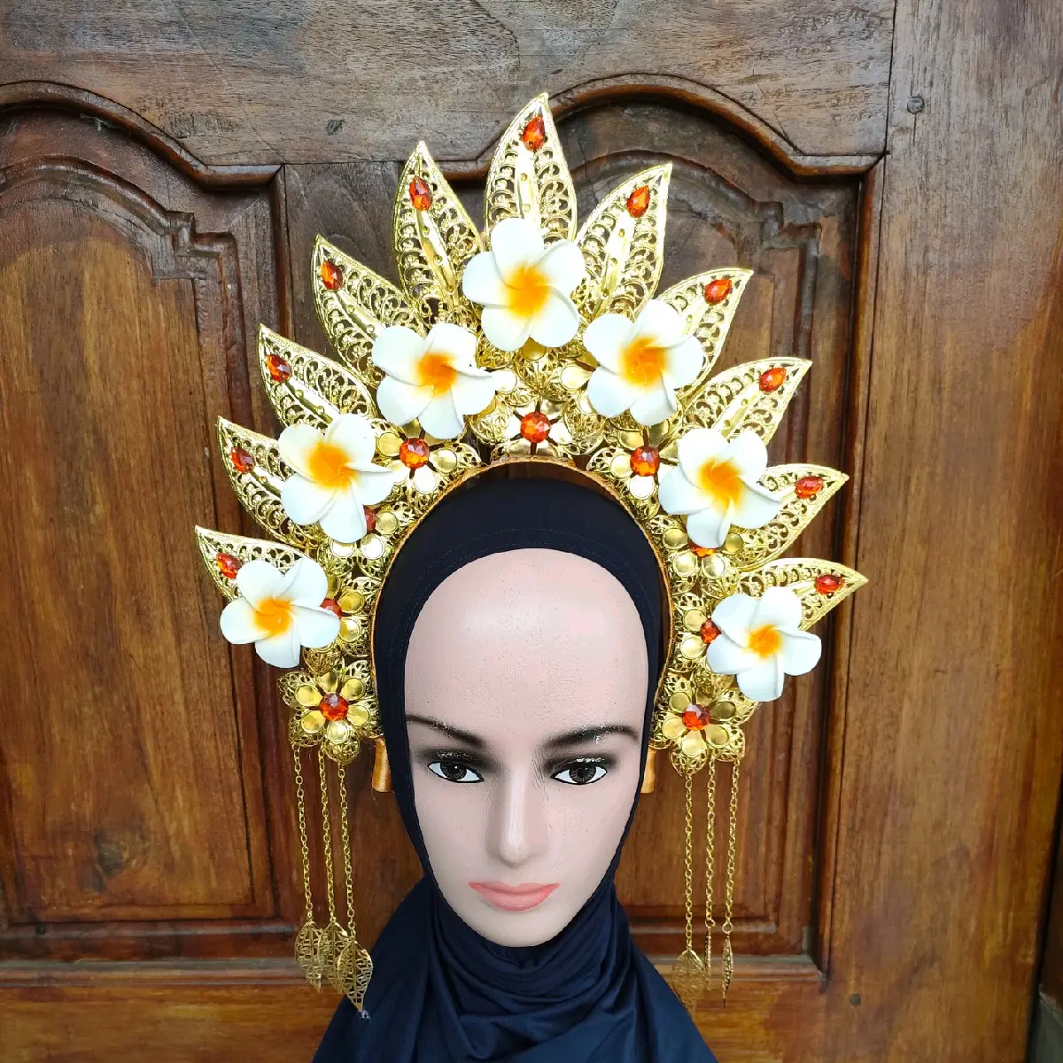 ( Cleo) mahkota tari Bali modifikasi