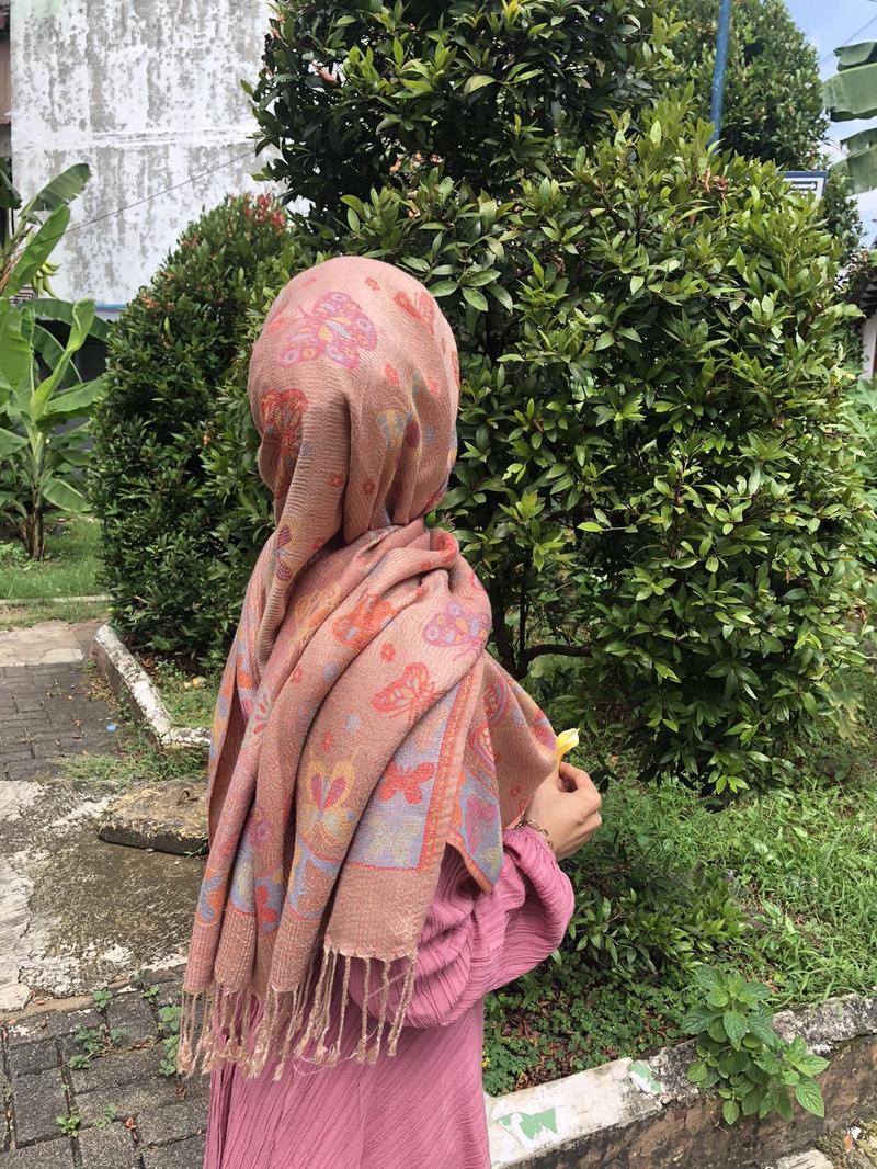 Product Introduction of Hijab Pashmina Cashmere motif Butterfly 15