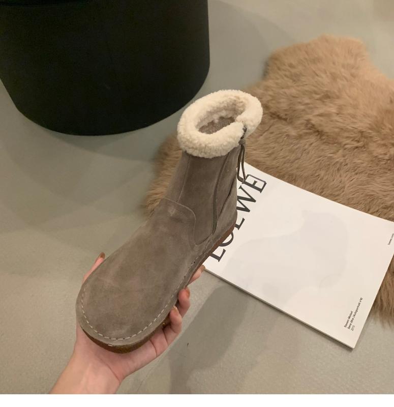 Product Introduction of Winter New Flat Snow Boots Women's New Trend Mid Calf Boots Plus Warm Fashion Cotton Shoes Fur Leisure Footware 26
