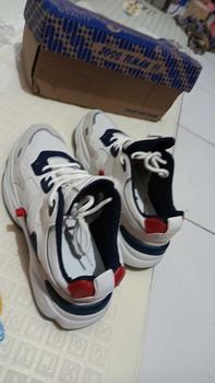 Product Review of Luckyfanstore Sepatu Sneakers REFLECT Hitam Putih Casual Sports - E13 Pria Shoes Running Kasual from M**r j**a 2