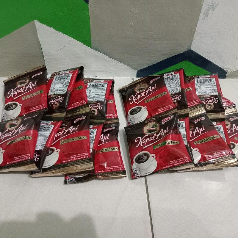 Kopi Kapal Api special mix @ 23g paket 2renceng kopi plus gula Coffee Instan Robusta 1