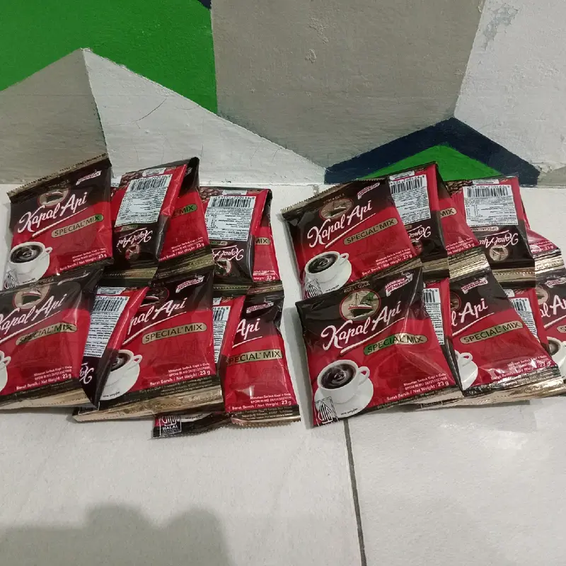 Kopi Kapal Api special mix @ 23g paket 2renceng kopi plus gula Coffee Instan Robusta 1