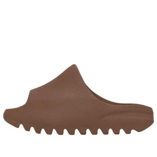 Dép bánh mì đế cao 4cm , dép yz nâu đậm hottrend đủ size nam nữ