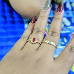 Cicni Wanita Titanium Anti Karat Permata Tanam Oval Cantik Elegan Rings