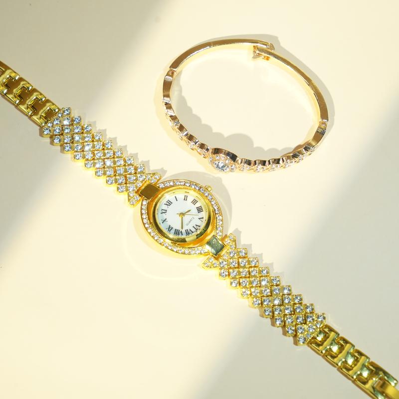Product Introduction of LuxeGlow  Beli jam tangan dapat gelang gratis. Bayar di tempat saat barang diterima. Jam tangan wanita berlian emas berkilauan. Tidak luntur. Angka Romawi. Produk baru. Kegiatan diskon khusus. 16