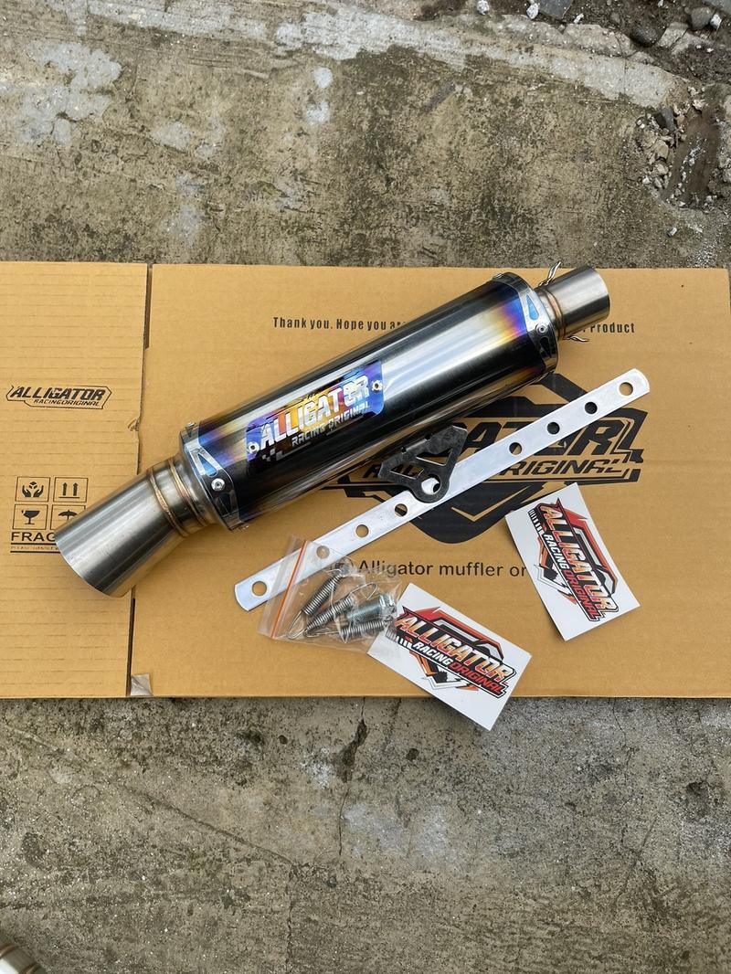 Product Introduction of Knalpot Samlong Original Alligator Halfblue New Emblem [ inlet 38 mm ] free triplat Nmax Aerox Beat Mio Scoopy Vario Pcx lexy Xride fino Fazio Freego dll Bracket Laser Motor Motorcycle 17